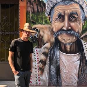 Meet your Posher, Taylor